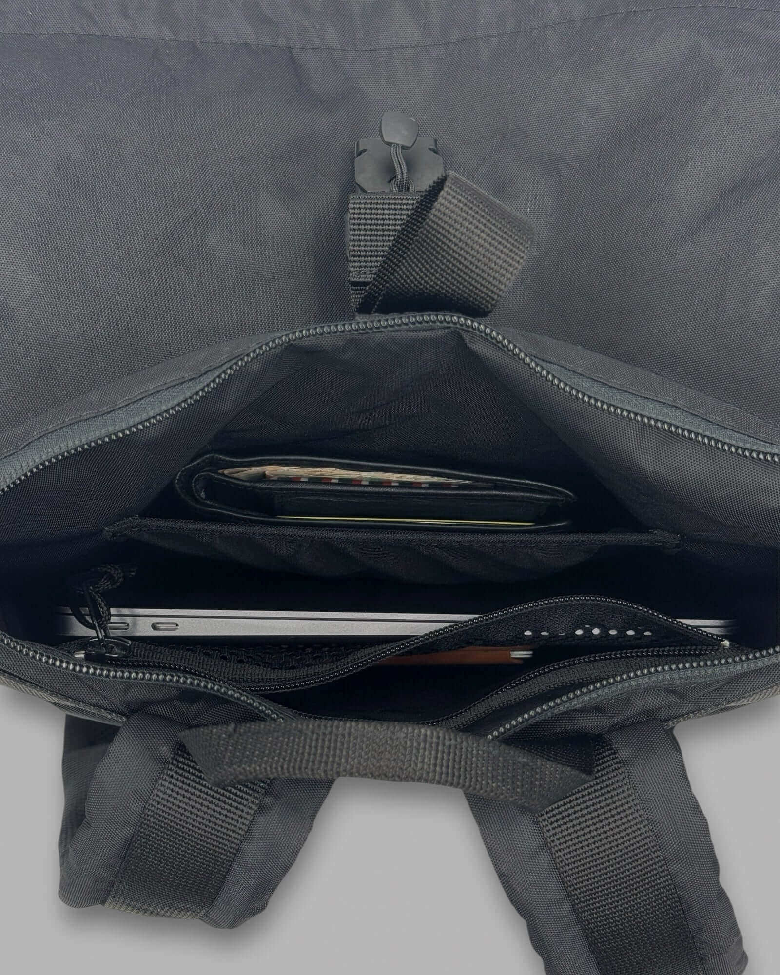 Roku ECOPAK™ Durable Pro 20l – Black Knight