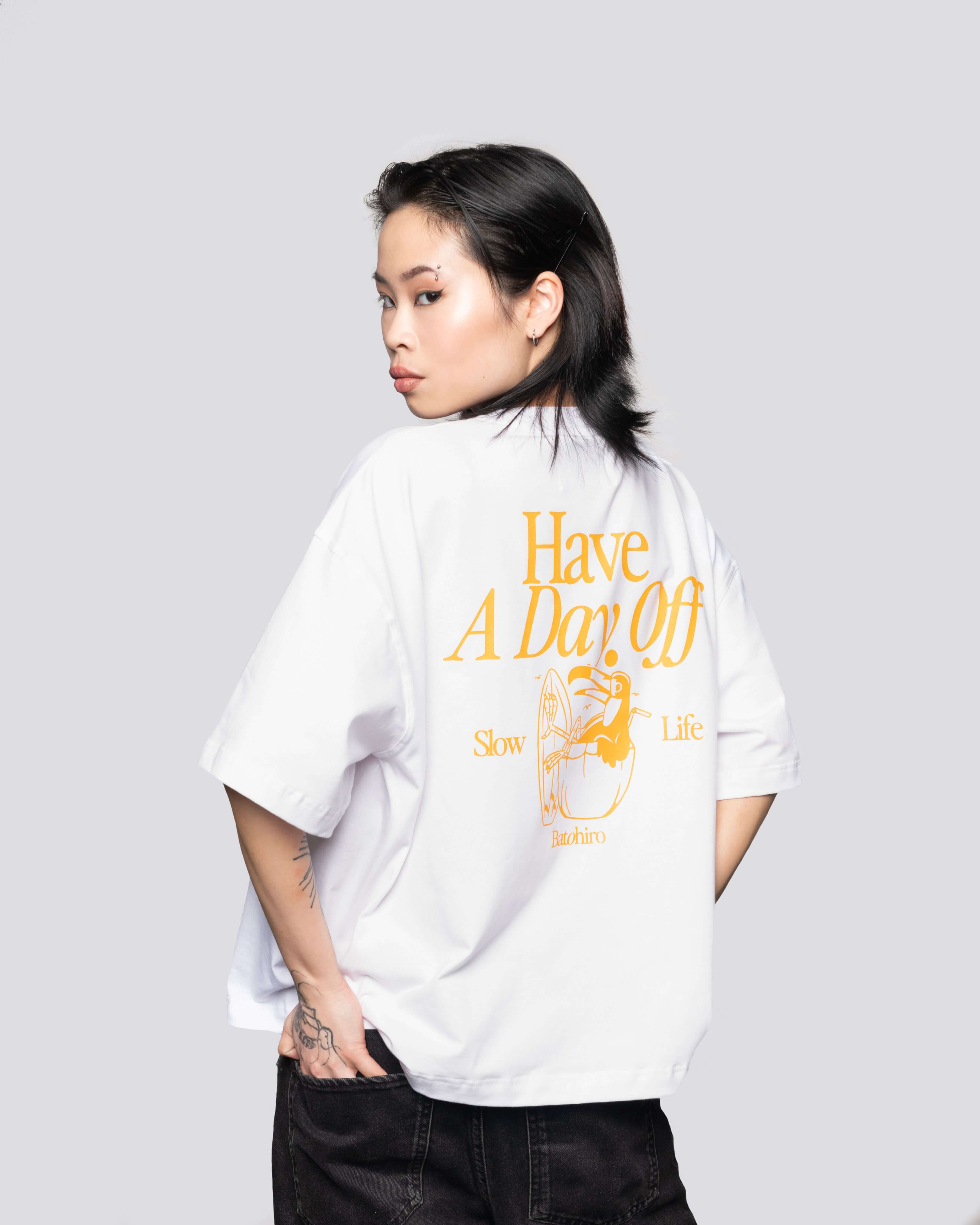 Day Off - Kurz geschnittenes übergroßes T-Shirt