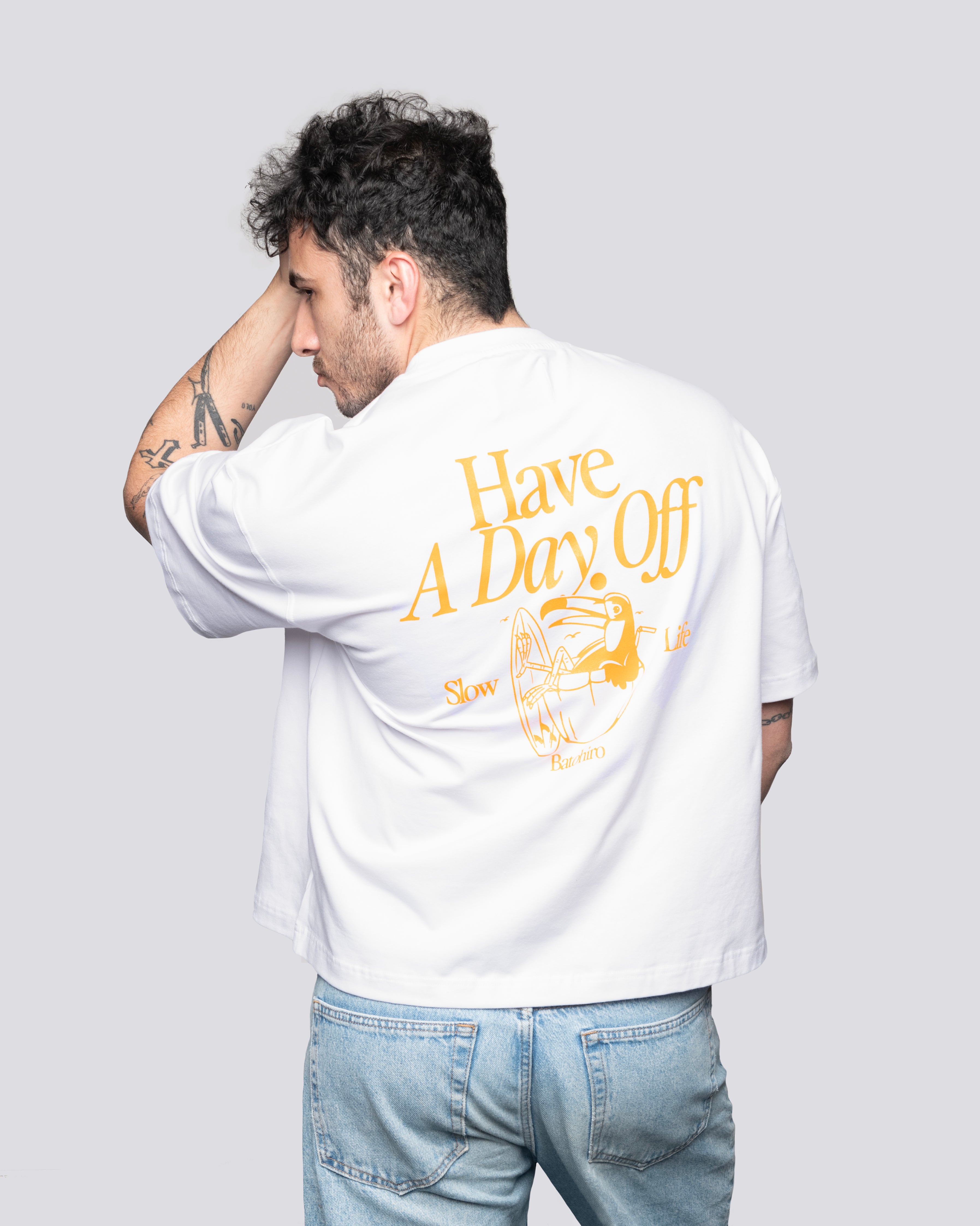 Tag frei - Kurz geschnittenes übergroßes T-Shirt