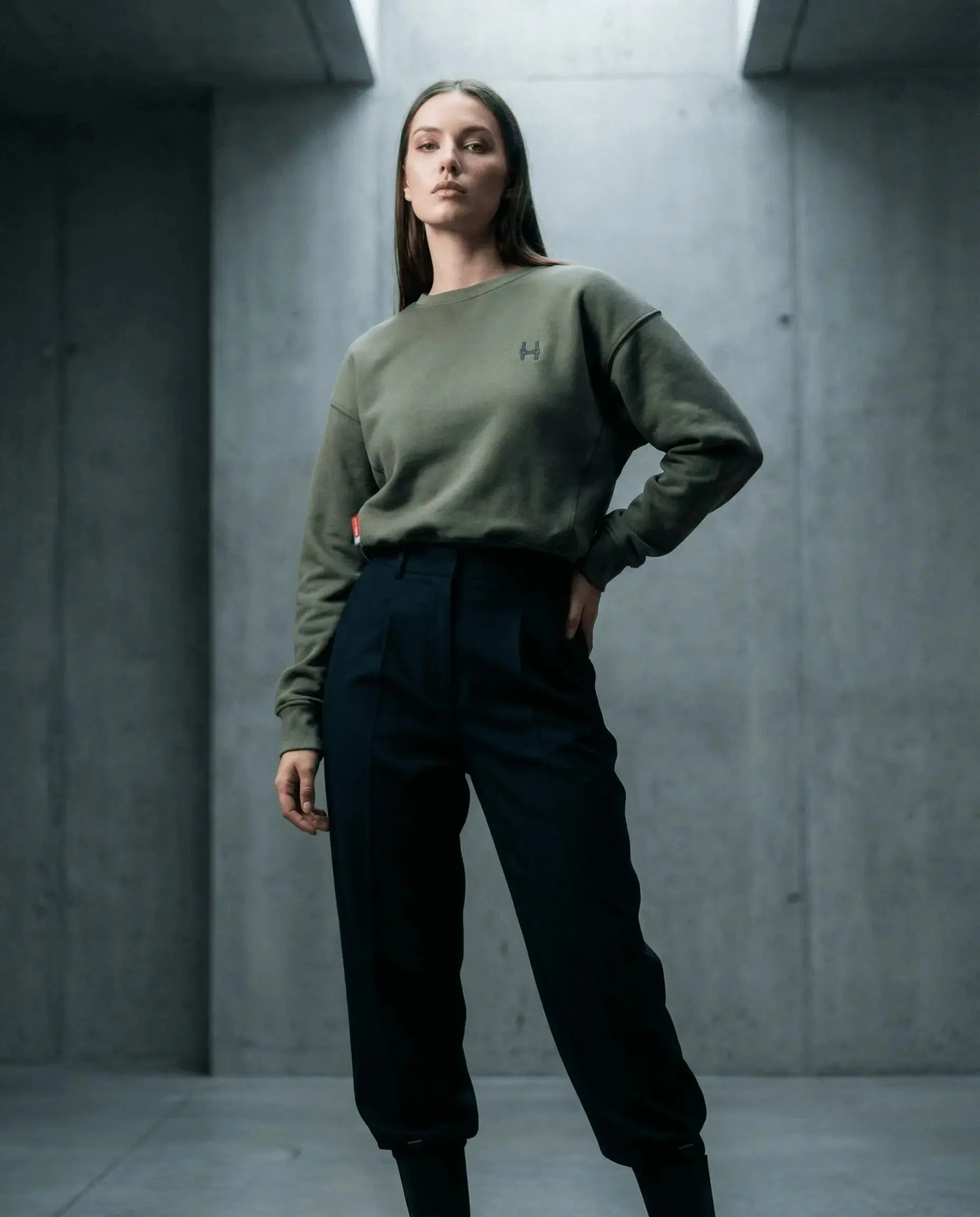 Kurz geschnittenes Sweatshirt 343 – Rundhalsausschnitt, Grün Batohiro