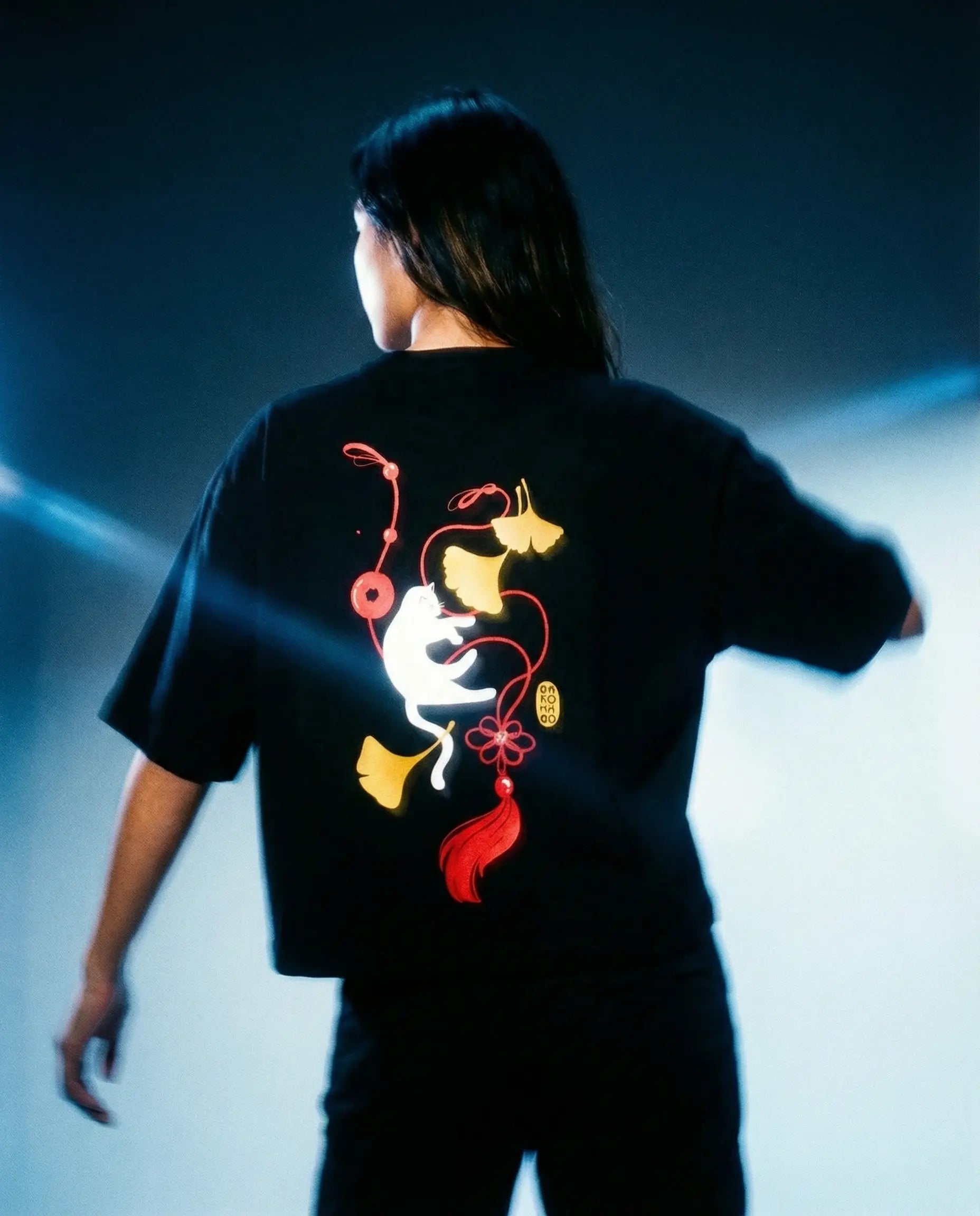 Ginko Cat Tee - Black Cropped Oversized Backpackhiro