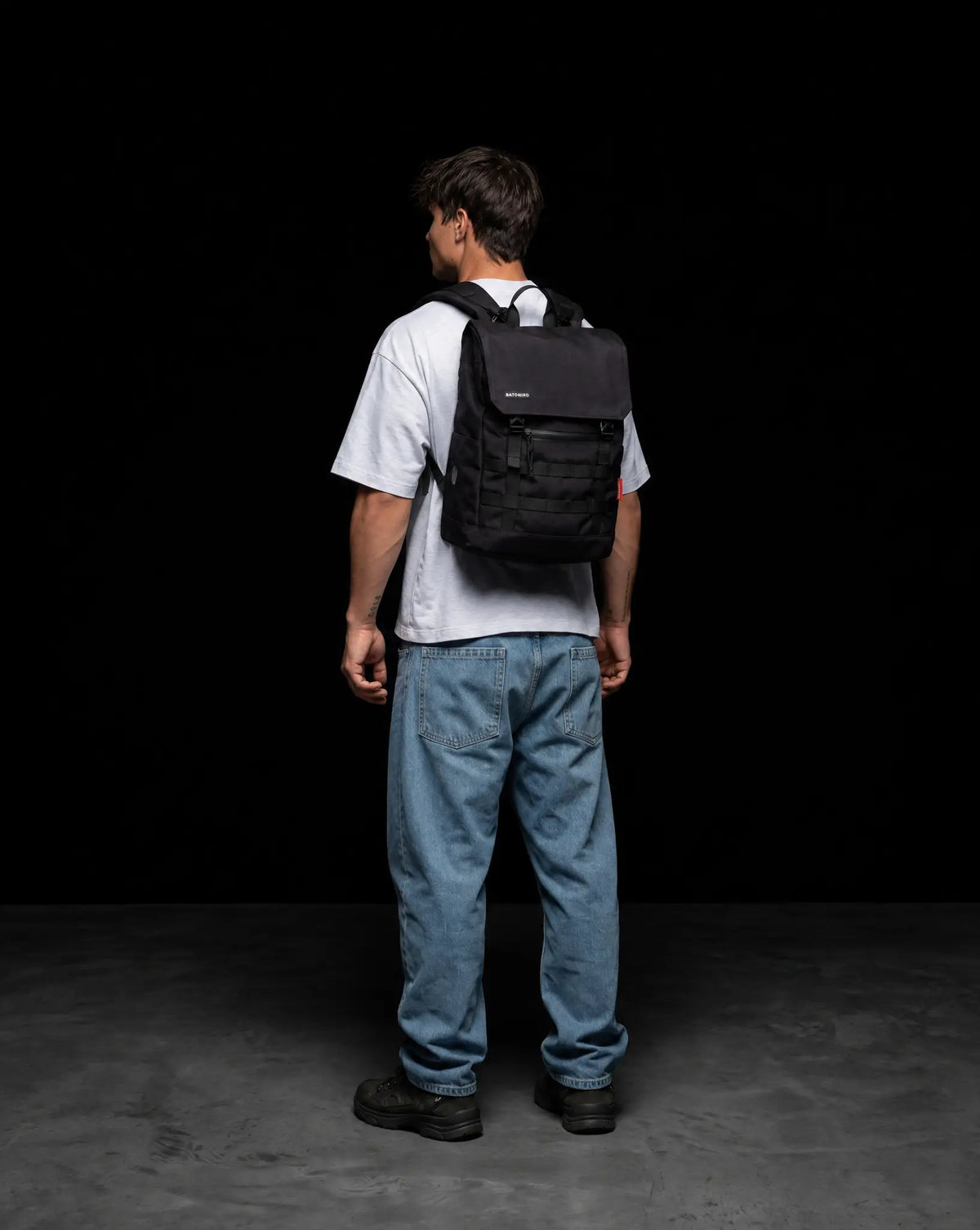 Minato Lite 2.0 - Dark Black