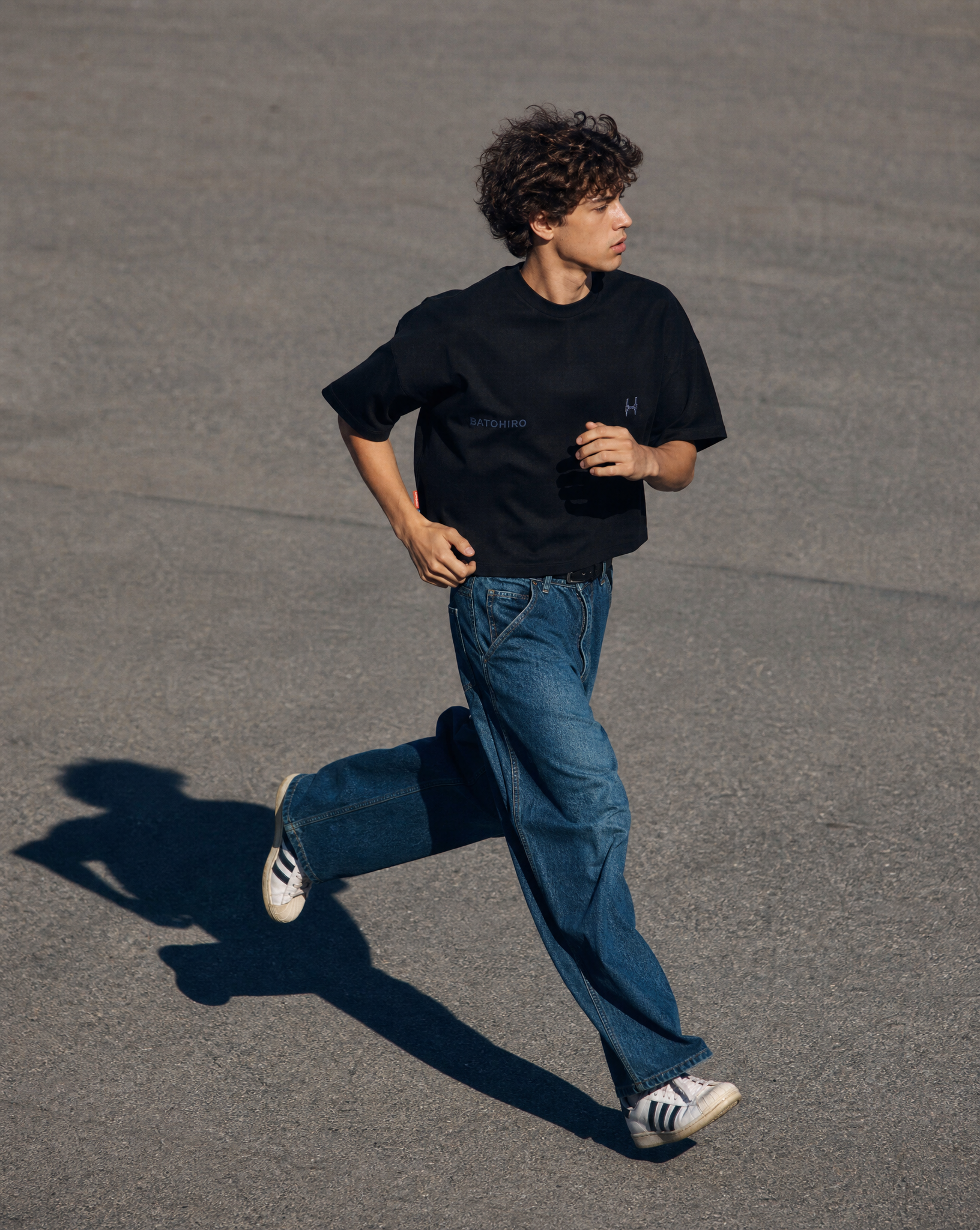 Black Mono - Oversized Tee