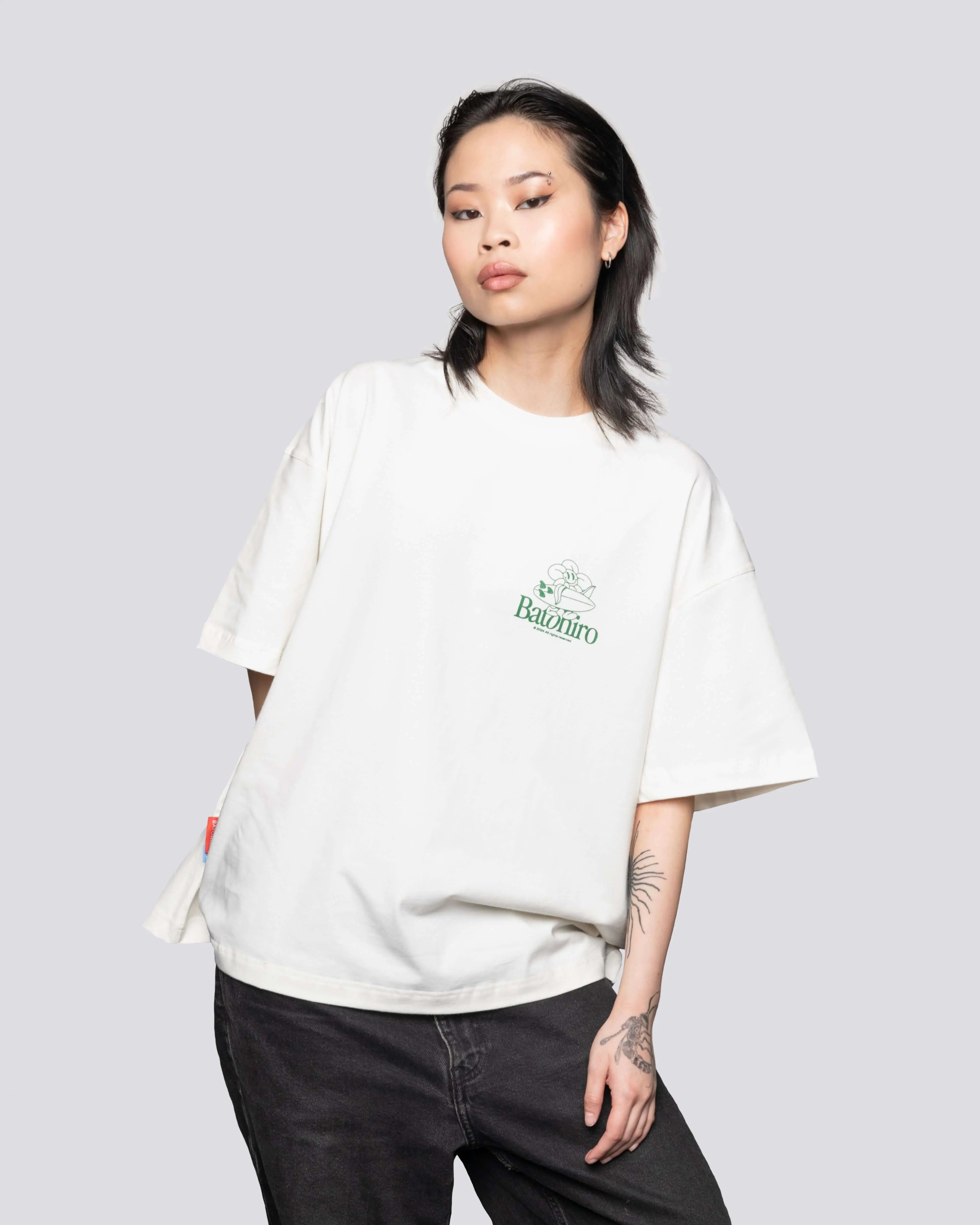 Chill Out - Oversized Tee Batohiro
