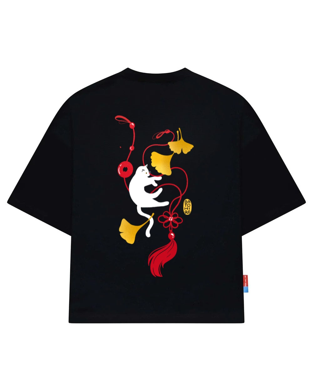 Ginko Cat Tee - Black Cropped Oversized with Ginko leaf and cat graphic on back