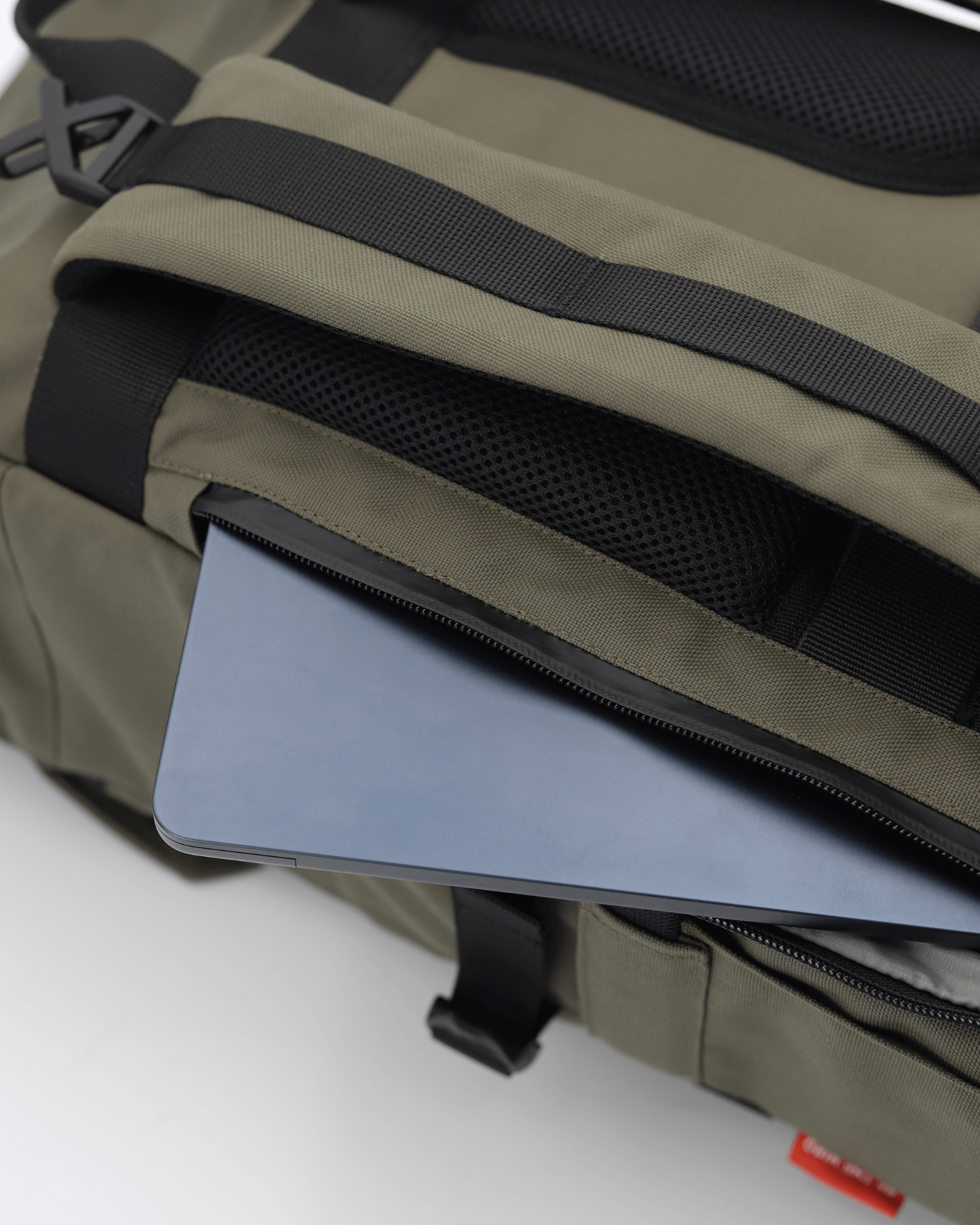 Minato Premium 6.0 – Ranger Green backpack featuring a laptop compartment and durable CORDURA® 1000D material.